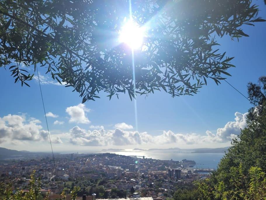 Acogedora Casa Con Vistas Panoramicas De Vigo Villa Bagian luar foto
